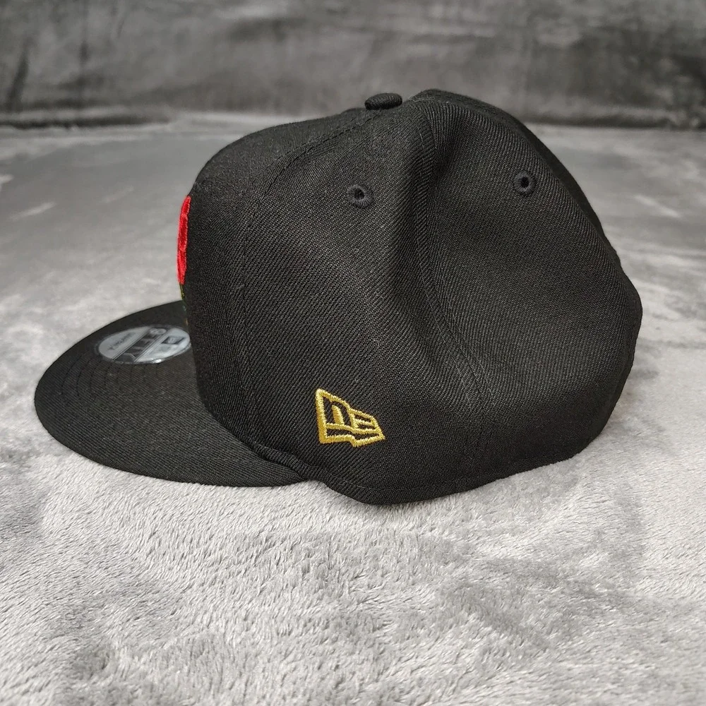 New Era Chicago White Sox 95 Year 9Fifty Snapback Black/Gold Rose Adjustable Cap